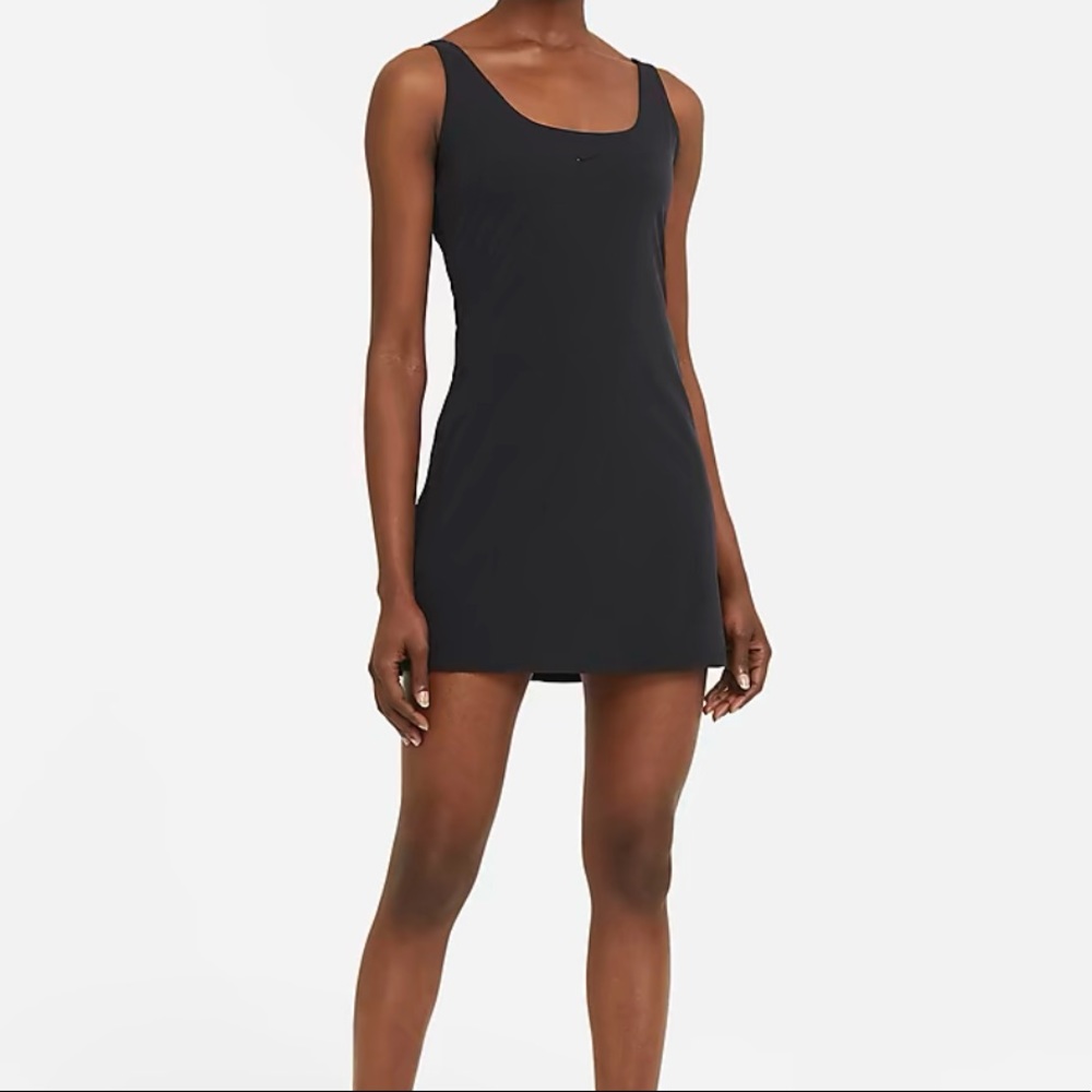 SOLD! Nike Bliss Luxe Women’s Training Dress